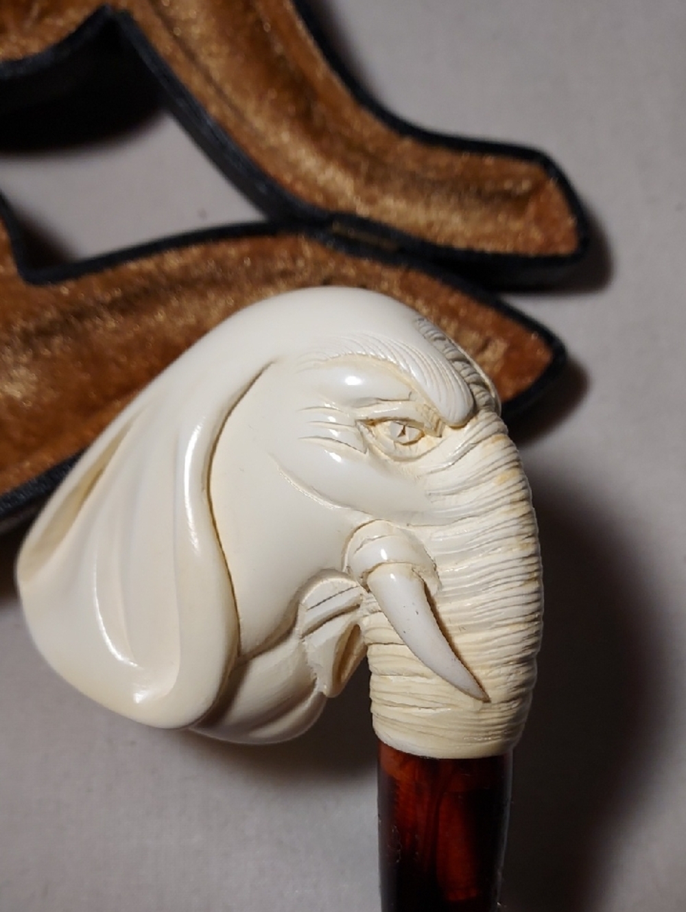 Rare Vintage SMS Hand Carved Block Meerschaum Elephant Pipe With Original Case